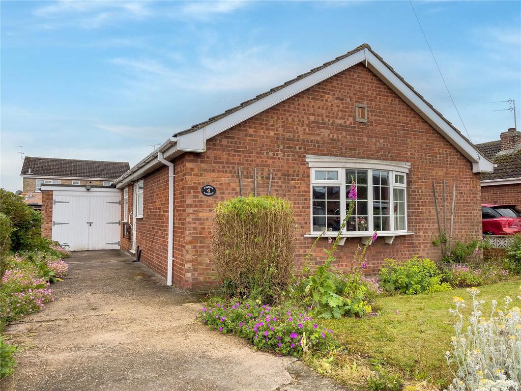Mount Avenue, Winterton, Scunthorpe, North Lincolnshire, DN15 3 bed detached bungalow for sale