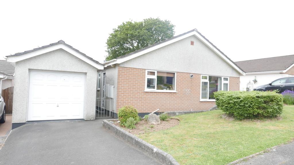 Woodgate Road, Liskeard 3 bed detached bungalow £325,000