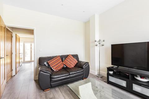 13 Chadwick Place, Ambrosden, Bicester, OX25 2BG