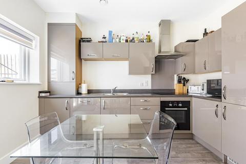 13 Chadwick Place, Ambrosden, Bicester, OX25 2BG