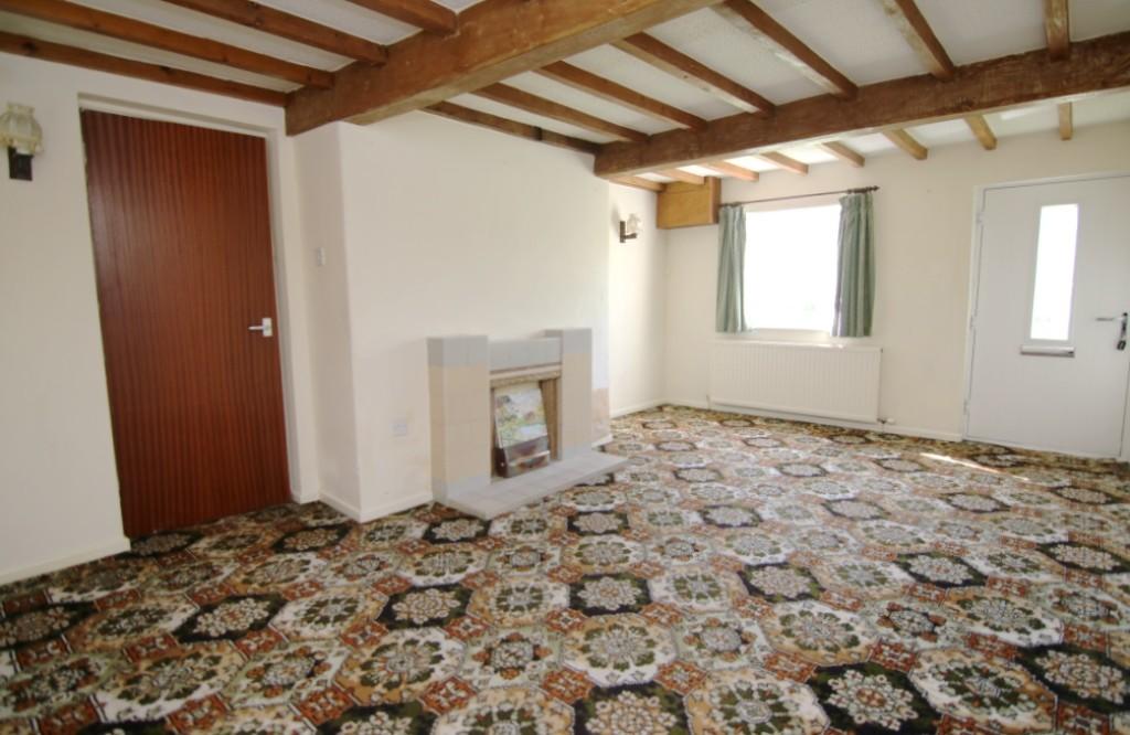 Crewe Lane South, Crewe By Farndon, CH3 2 bed terraced house £215,000