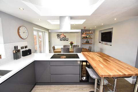 14 Arthurs Lane, Hambleton, Poulton-le-fylde, FY6 9AT