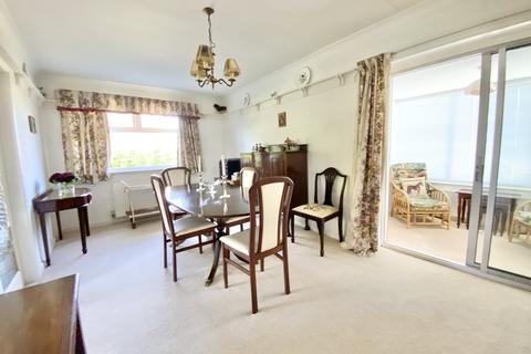 2 Ashleigh Drive, Beeford, Driffield, YO25 8AU