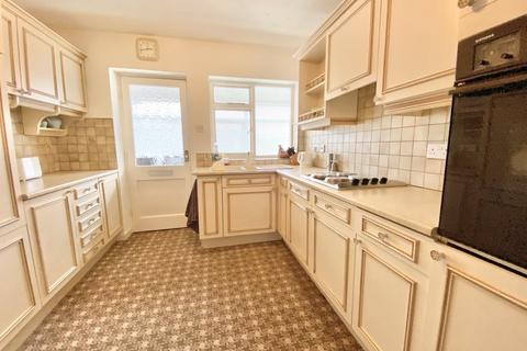 2 Ashleigh Drive, Beeford, Driffield, YO25 8AU