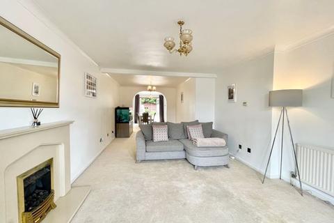 10g Iverhurst Close, Bexleyheath, DA6 8HY