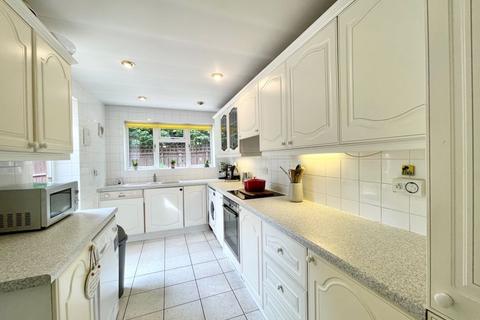 10g Iverhurst Close, Bexleyheath, DA6 8HY