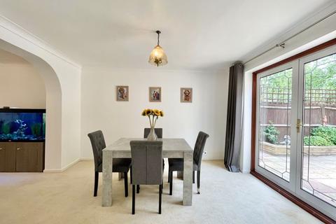 10g Iverhurst Close, Bexleyheath, DA6 8HY