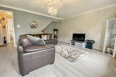 30 Caversham Avenue, Shoeburyness, Southend-on-sea, SS3 8TY
