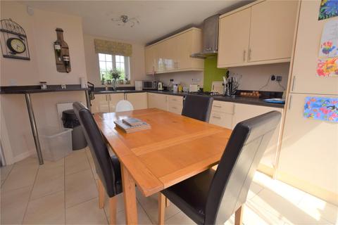 3 bedroom semi-detached house for sale - Ironstone Drive, Leeds, West Yorkshire