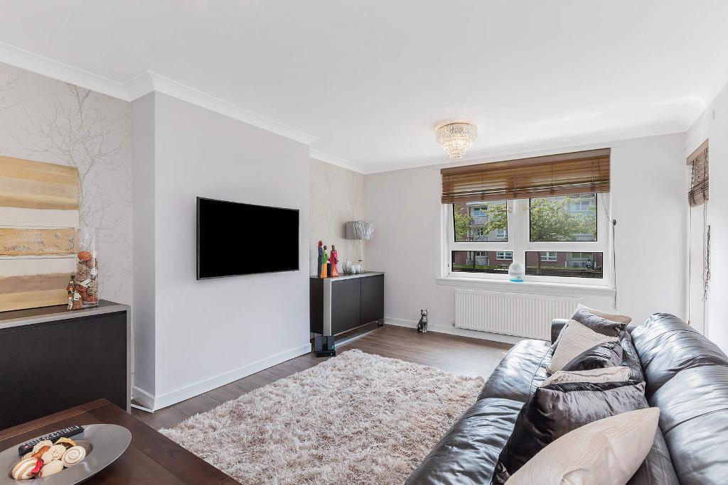 Armadale Court, Dennistoun, Glasgow... 2 bed flat £99,950