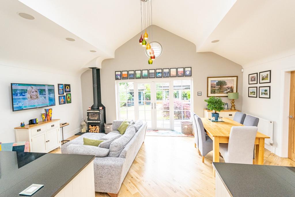 Forest Drive, Lytham, FY8 3 bed detached bungalow £375,000