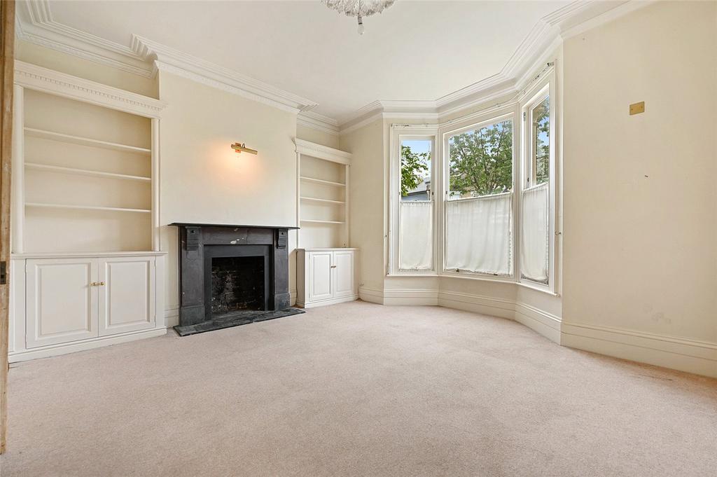 Godolphin Road, Shepherds Bush, London, W12 4 bed terraced house £