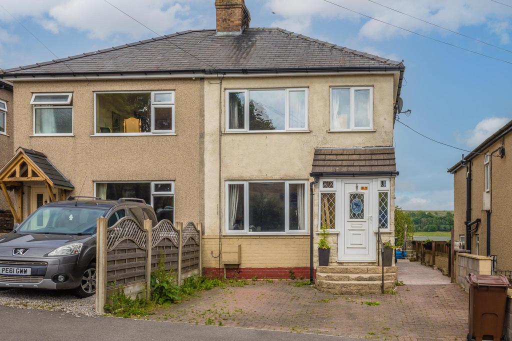 School Road, Peak Dale, Derbyshire, SK17 3 bed semidetached house £