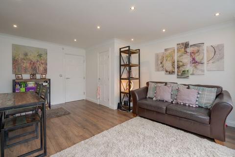 67 Abbeylea Drive, Westhoughton, Bolton, BL5 3ZD