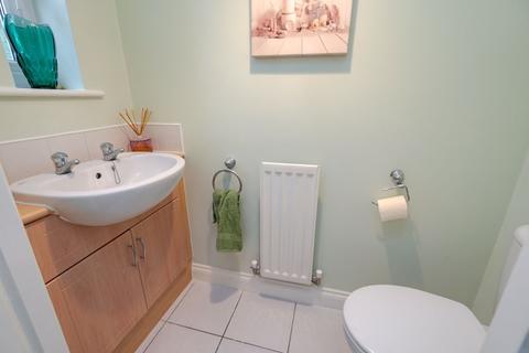 67 Abbeylea Drive, Westhoughton, Bolton, BL5 3ZD