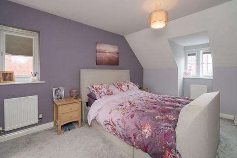 67 Abbeylea Drive, Westhoughton, Bolton, BL5 3ZD