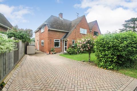 31 Heath Road, Southend, Reading, RG7 6HD