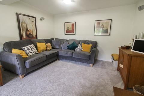 31 Heath Road, Southend, Reading, RG7 6HD