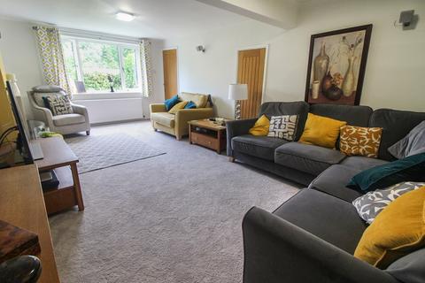 31 Heath Road, Southend, Reading, RG7 6HD