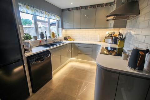 31 Heath Road, Southend, Reading, RG7 6HD