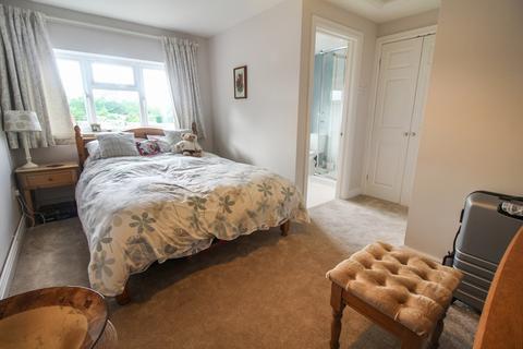 31 Heath Road, Southend, Reading, RG7 6HD