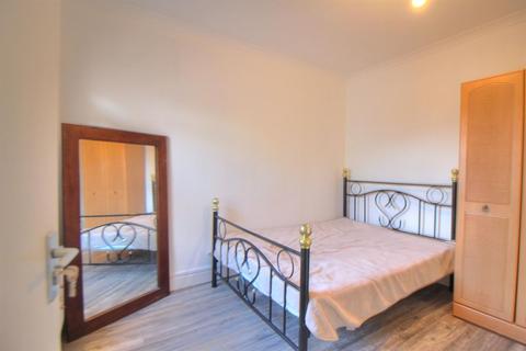 1 bedroom flat to rent - High Street, Enfield, EN3 4DH