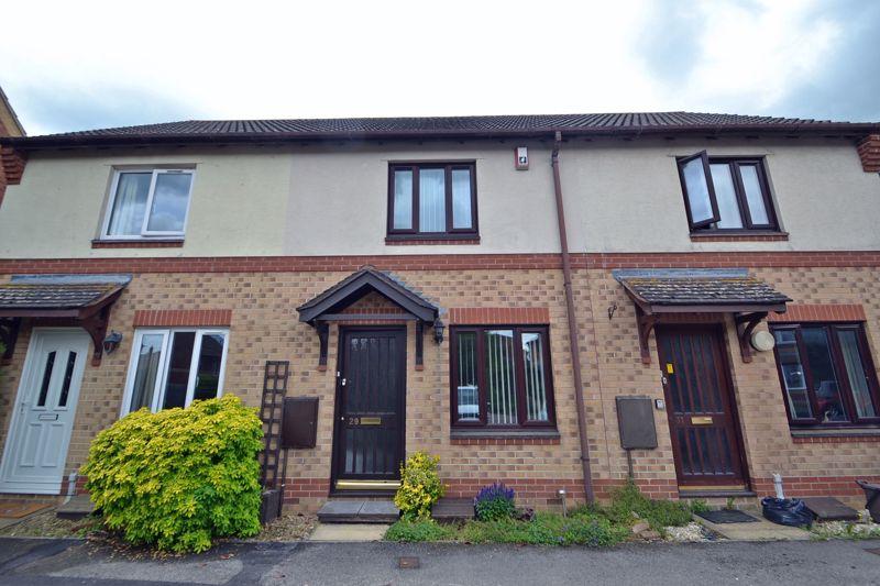 Hawthorn Crescent, Yatton 2 bed terraced house £825 pcm (£190 pw)