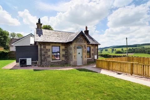 3 bedroom cottage to rent, Balwaistie, Biggar, ML12