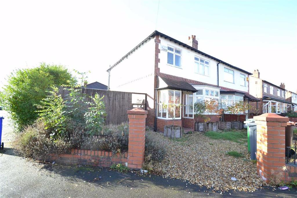 Kings Road, Chorlton 3 bed semidetached house £1,300 pcm (£300 pw)