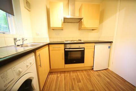 1 bedroom flat to rent, Linwood Crescent, Enfield