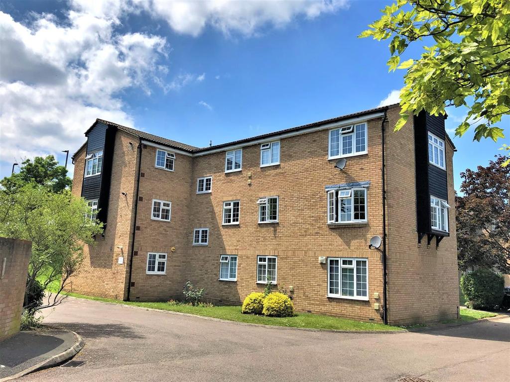 Mayford Close, Beckenham, BR3 2 bed apartment £1,200 pcm (£277 pw)