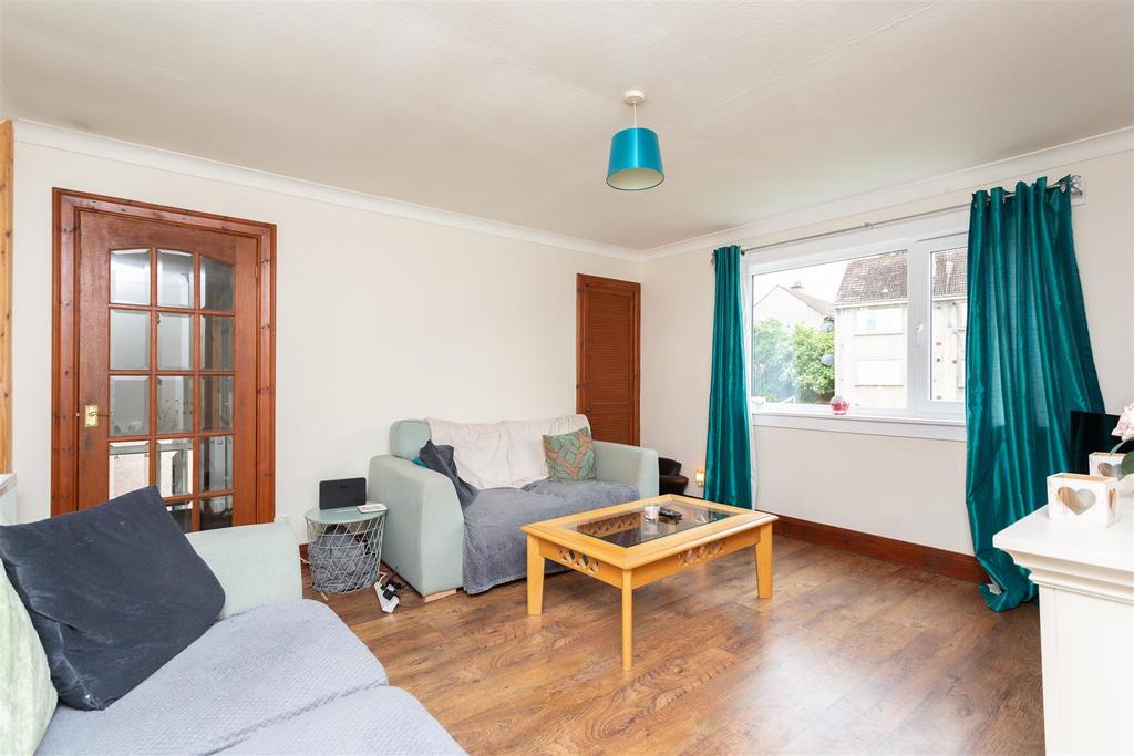 Dunsinane Drive, Perth 2 bed house £97,000