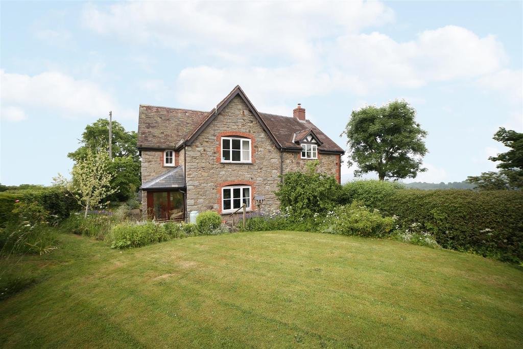 Hope Park, Minsterley, Shrewsbury 2 bed detached house £550,000
