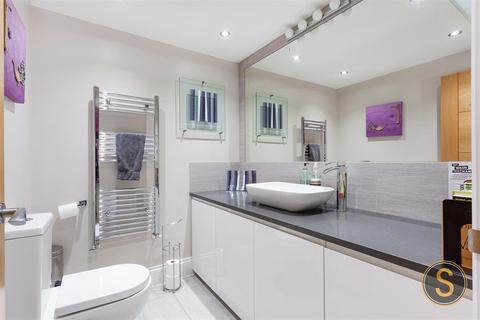 47 Chipperfield Road, Bovingdon, Hemel Hempstead, HP3 0JW