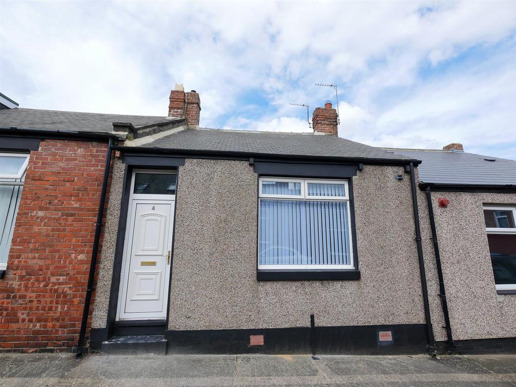 Kitchener Street, High Barnes, Sunderland 2 bed cottage £495 pcm (£