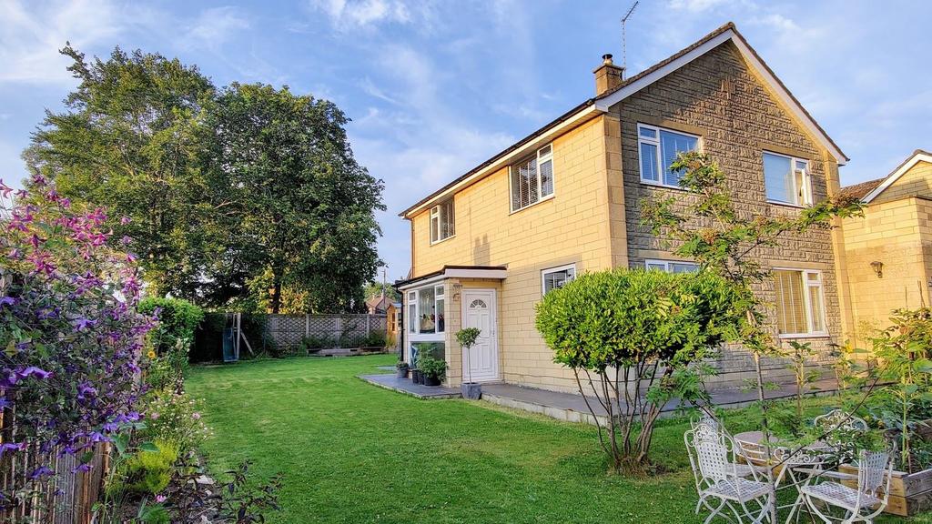 Brookfield Rise, Whitley, Melksham 4 bed detached house £525,000