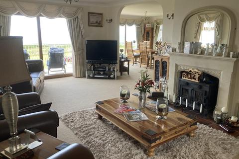3 Ffridd Elin, Llanaber, Barmouth, LL42 1YA