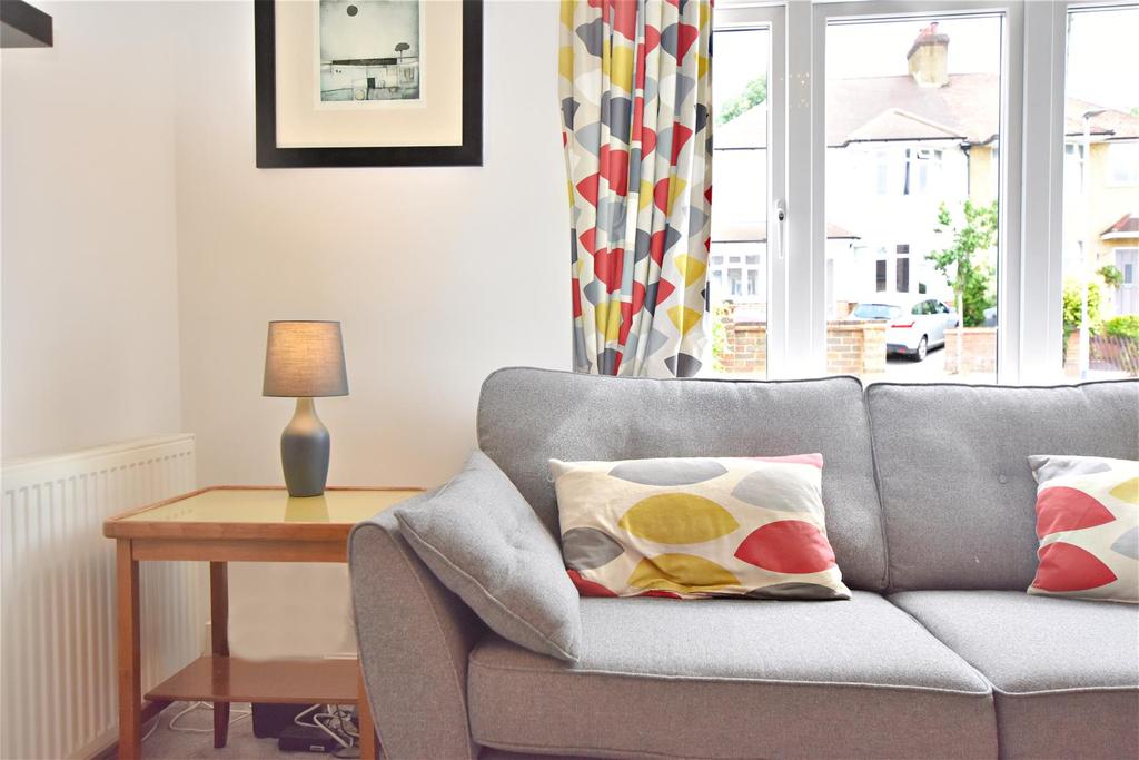 Hazelbury Avenue, Abbots Langley 4 bed semidetached house £775,000