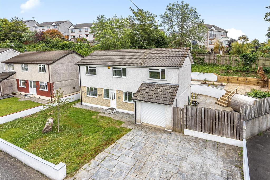 Trenant Vale, Wadebridge 3 bed detached house £415,000