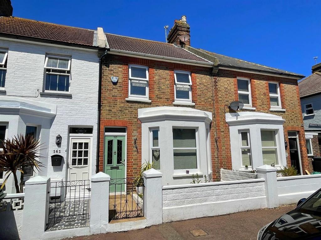Latimer Road, Eastbourne 2 bed terraced house £289,950