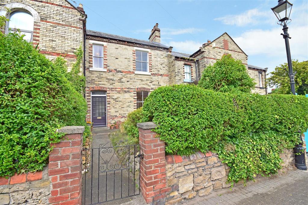 North Guards, Whitburn, Sunderland 3 bed terraced house £285,000