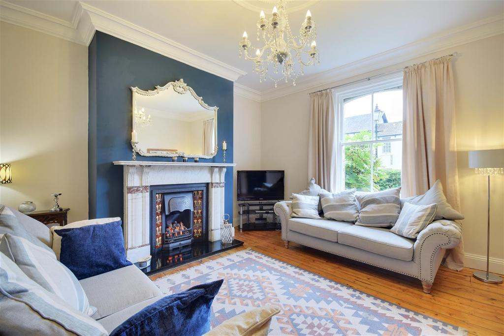 North Guards, Whitburn, Sunderland 3 bed terraced house £285,000