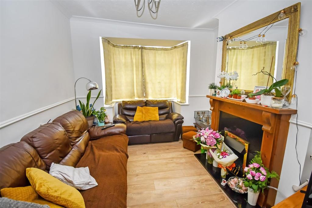 Airlie Street, Hull 3 bed terraced house £70,000