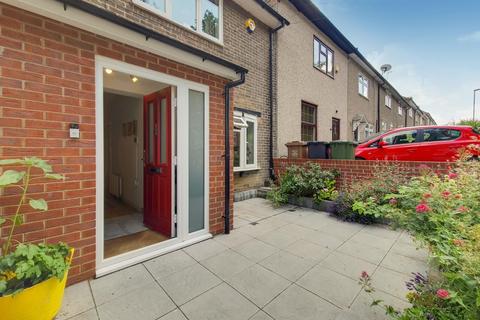 76 Woodbank Road, Bromley, BR1 5HH
