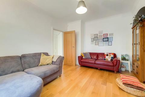76 Woodbank Road, Bromley, BR1 5HH