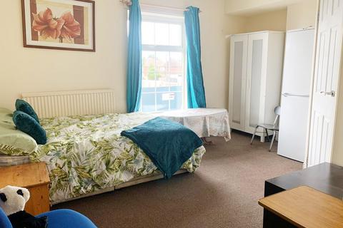 House share to rent - Winsover Road, Spalding