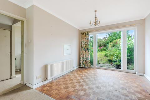 45 Heathfield Park, Midhurst, GU29 9HL
