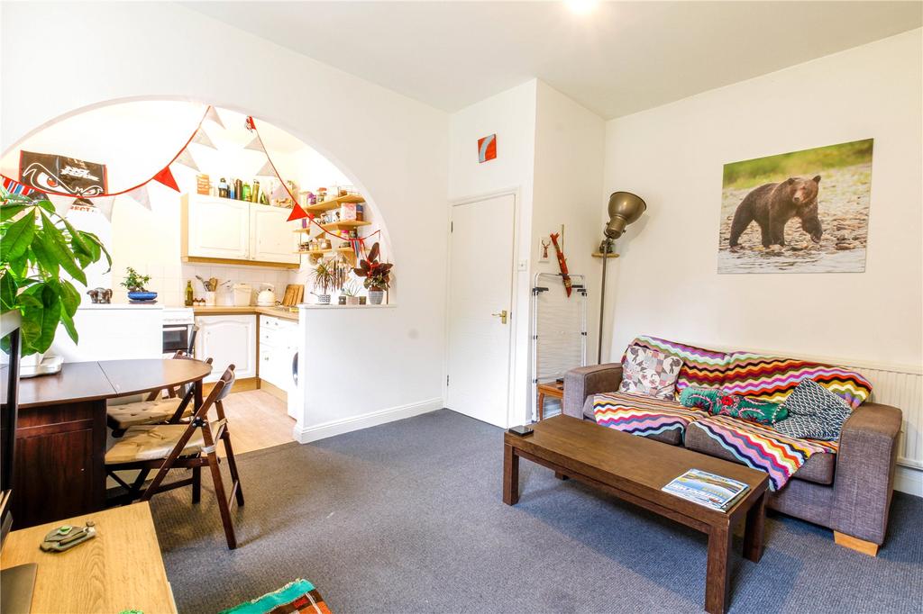 Kitchen/Reception