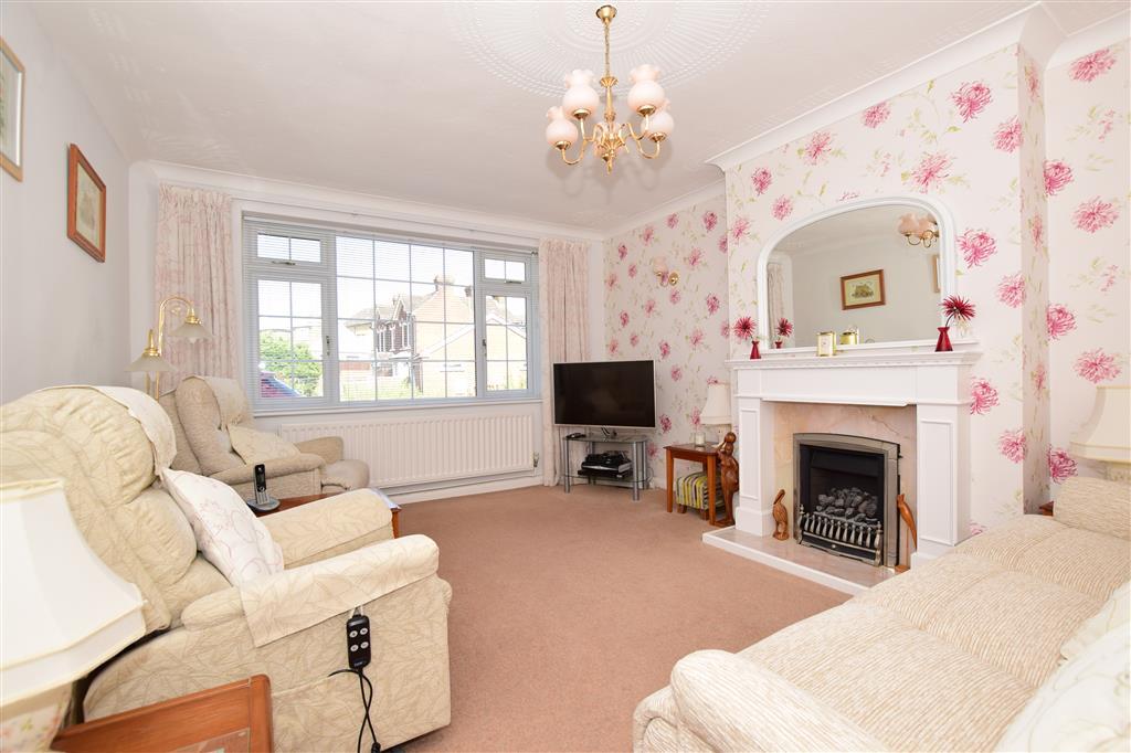 Pepys Way, Strood, Rochester, Kent 2 bed detached bungalow £400,000