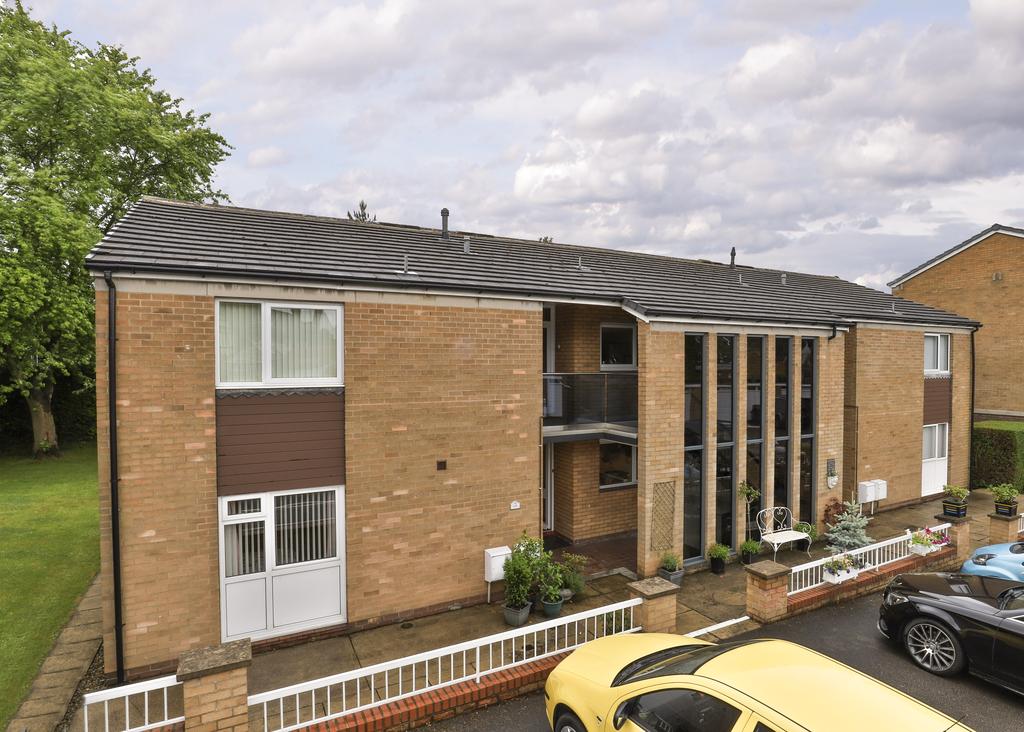 Ashfield Court, York, North Yorkshire 2 bed apartment for sale £215,000